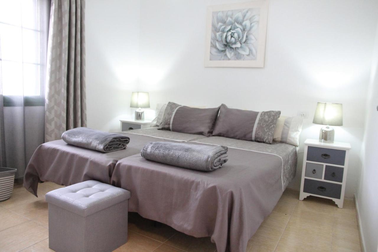 Castillo Holiday Apartment- Puerta Del Sol 245 科斯塔卡莱塔 外观 照片